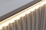 Komoda 4D nizká s LED IPOLIS písková/černá Komoda 4D nizká s LED IPOLIS písková/černá