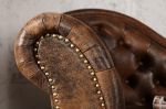 Lenoška CHESTERFIELD antik hnědá mikrovlákno Lenoška CHESTERFIELD antik hnědá mikrovlákno