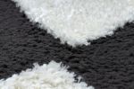 Kusový koberec Mode 8531 abstract cream/black - 80x150 cm Kusový koberec Mode 8531 abstract cream/black - 80x150 cm