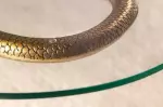 Odkládací stolek WILDLIFE SNAKE 60 CM antik měděný Odkládací stolek WILDLIFE SNAKE 60 CM antik měděný