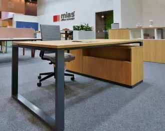 Manažerský stůl MANAGER LINE - NMO s podstavnou skříní Manažerský stůl MANAGER LINE - NMO s podstavnou skříní