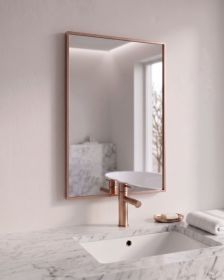 Zrcadlo CHARLOTTE 60x80 CM ve zlatorůžovém hliníkovém rámu Zrcadlo CHARLOTTE 60x80 CM ve zlatorůžovém hliníkovém rámu